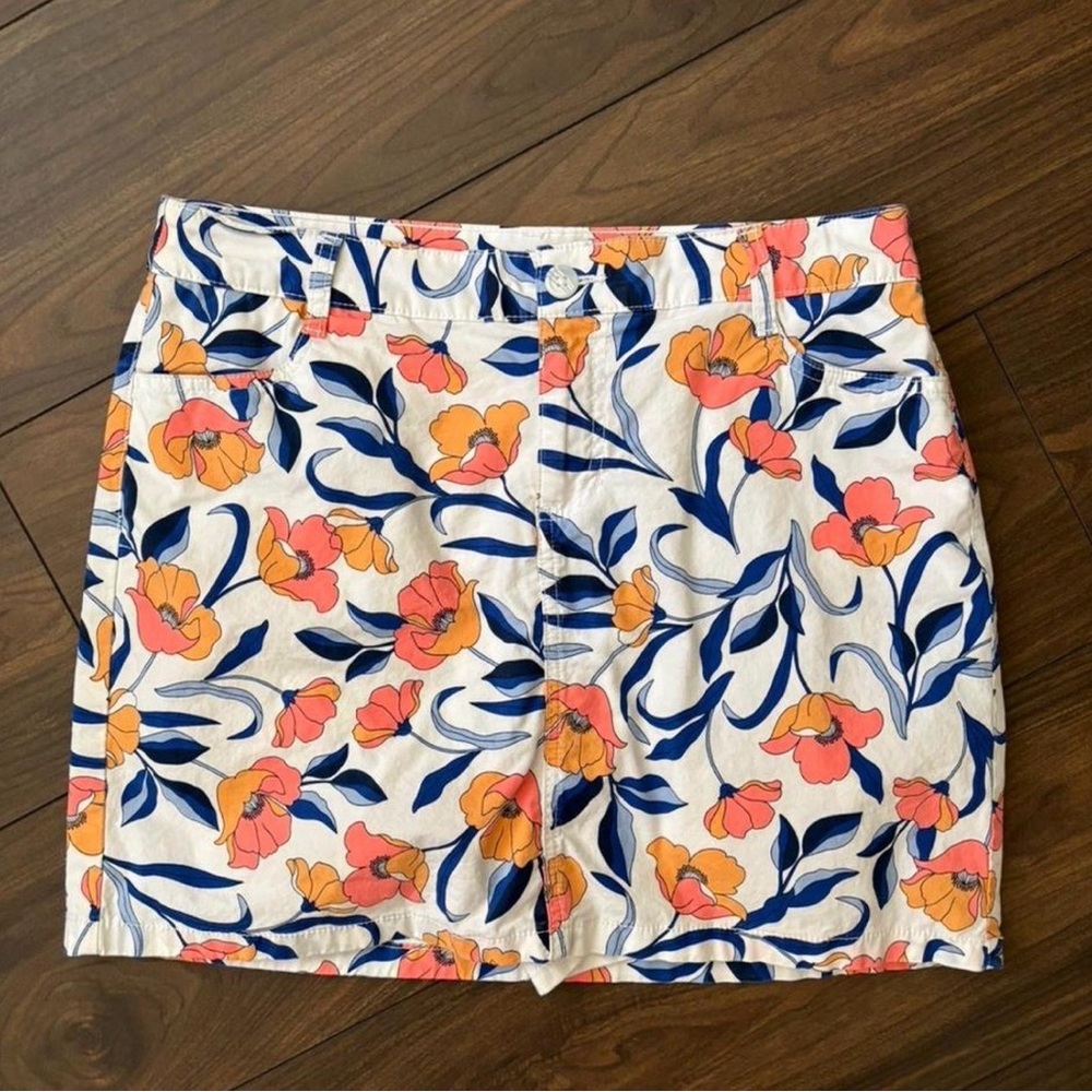 St. John's Bay Floral Cotton Skort - White with Coral & Navy